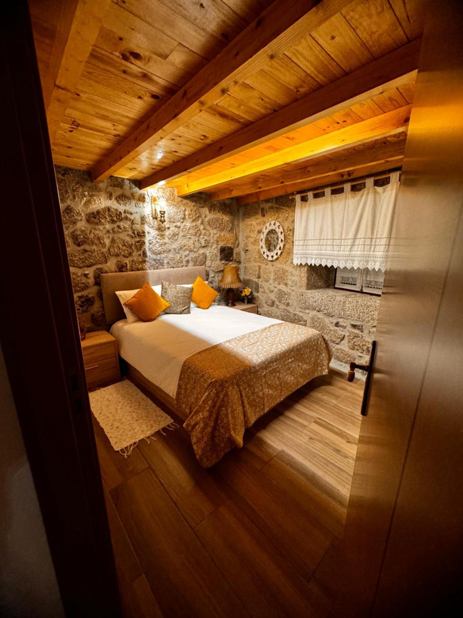 Casa Da Vila - Apartamento Duplex Alpedrinha 외부 사진